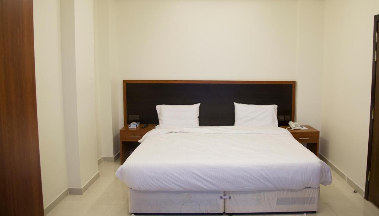 Rama Yanbu Hotel-Suite Buitenkant foto